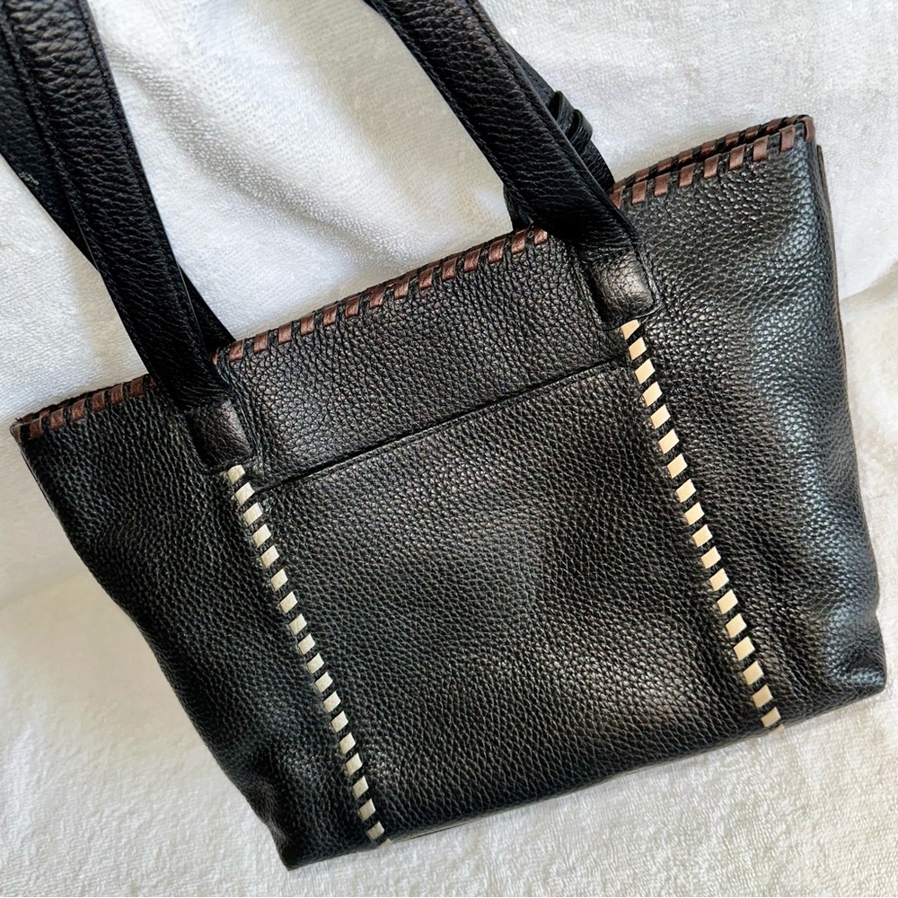 Vintage Brighton Black Leather Tote Bag Whipstitch Heart Charm 90s Y2K Shoulder - Picture 2 of 10